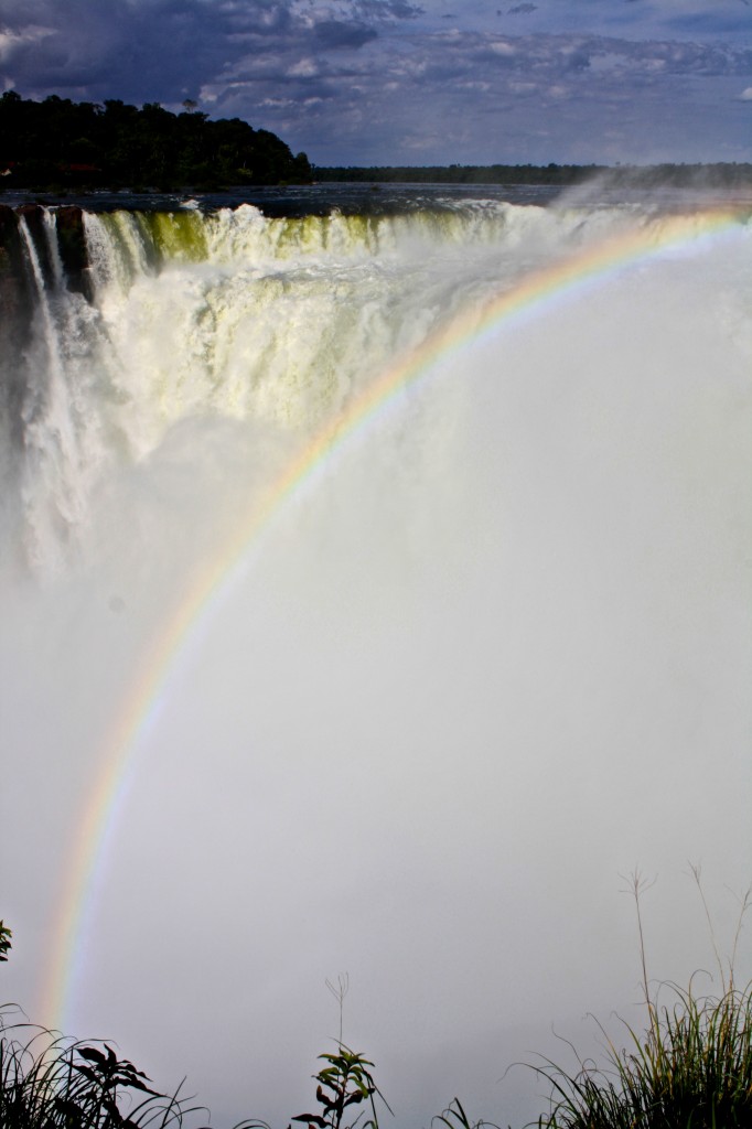 Solo travel at Iguazu Falls. La Garganta del Diablo.