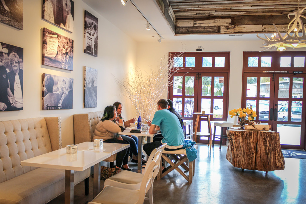 Icicle Ridge Winery's beautiful tasting room, Leavenworth, Washington