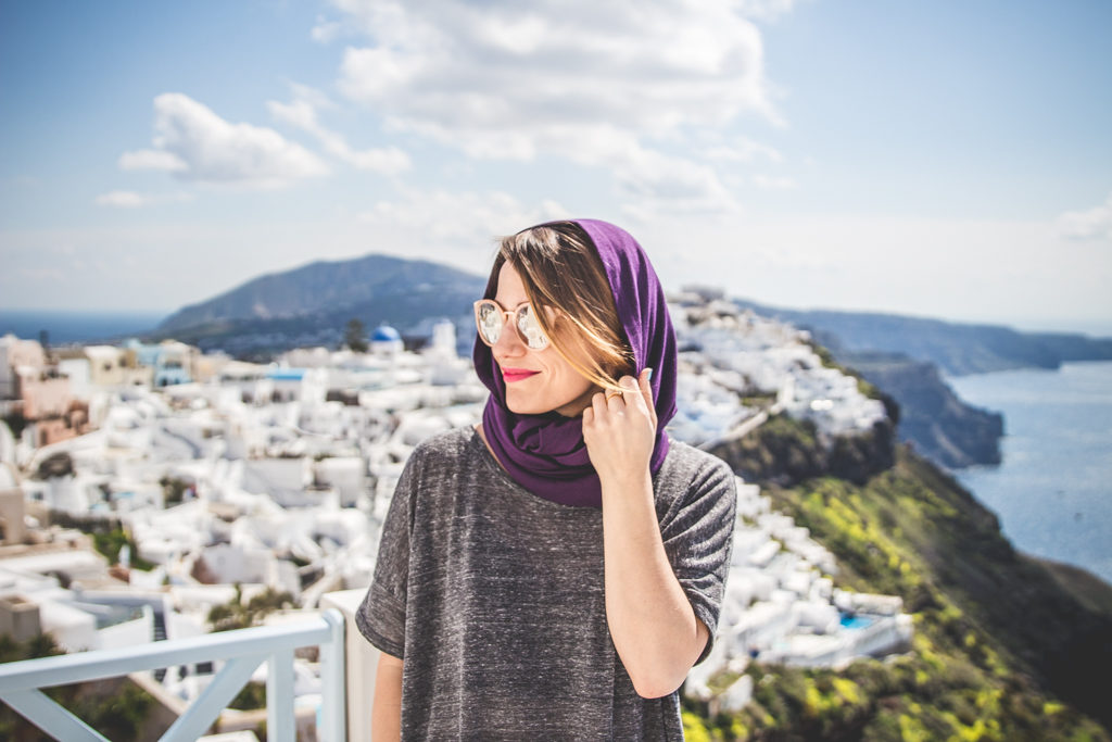 How to get beautiful self-portraits when you travel solo
