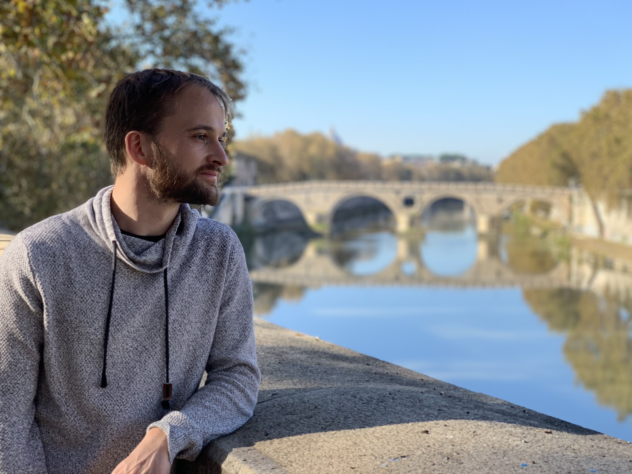 Digital nomad interview with travel blogger James, the Portugalist